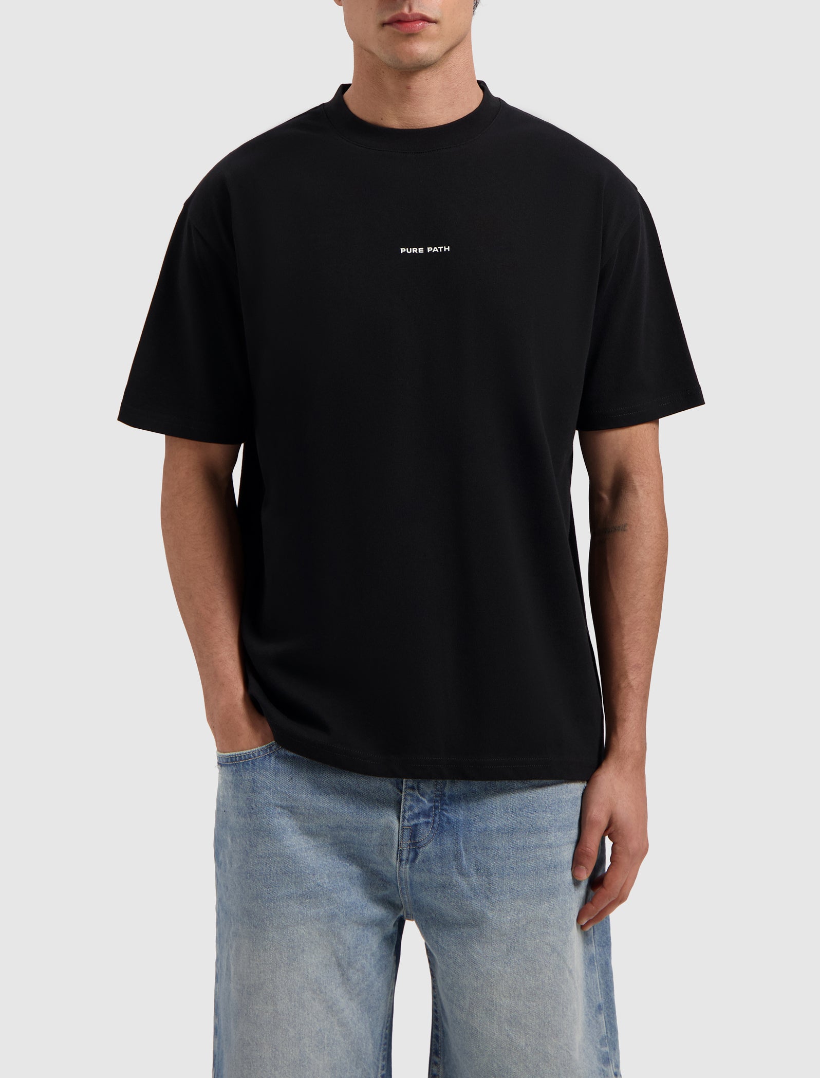 Tropical Crest T-shirt | Black