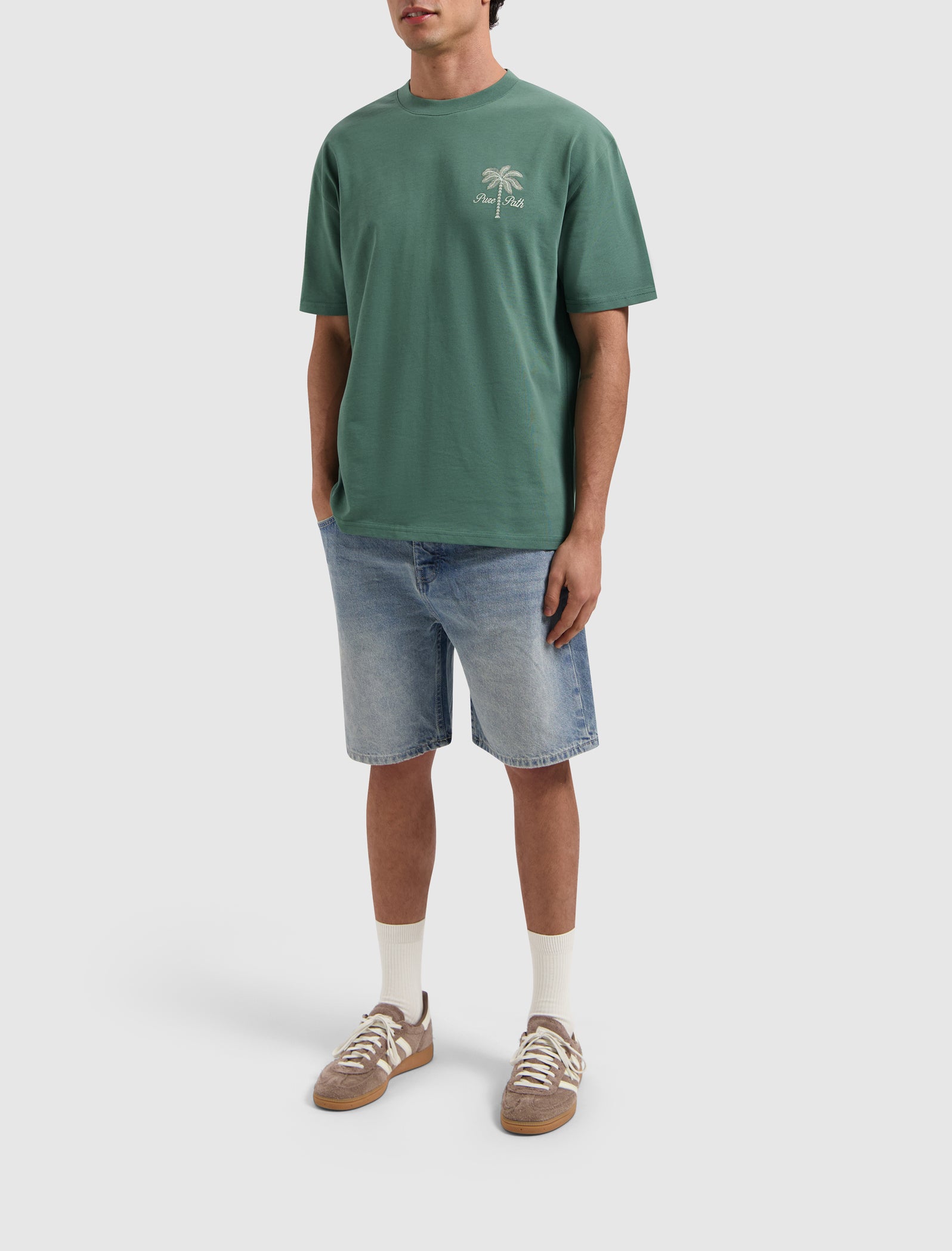 Stitched Paradise T-shirt | Faded Green