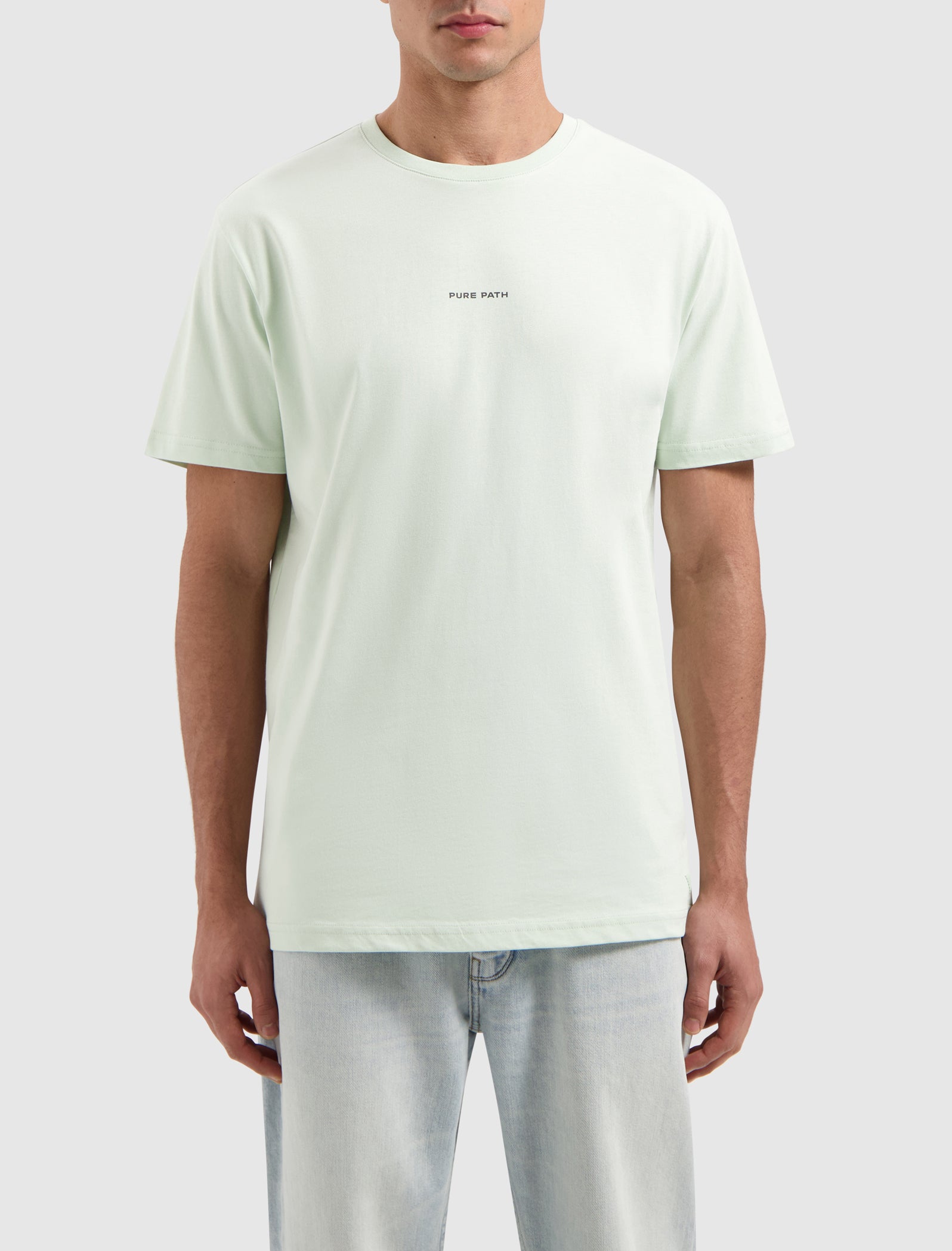 Essential Logo T-shirt | Light Green