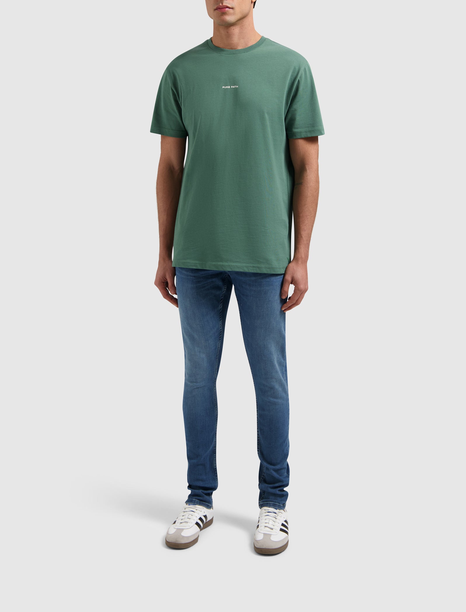 Essential Logo T-shirt | Faded Green