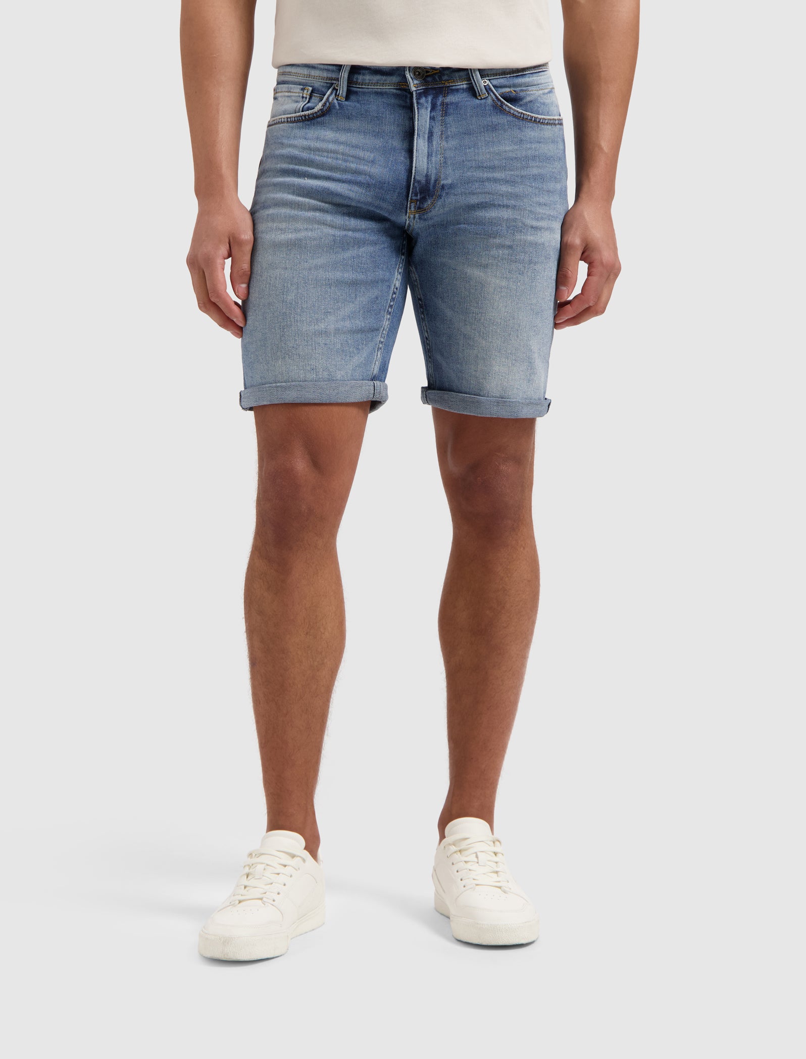 The Miles Slim Fit Shorts | Denim Mid Blue