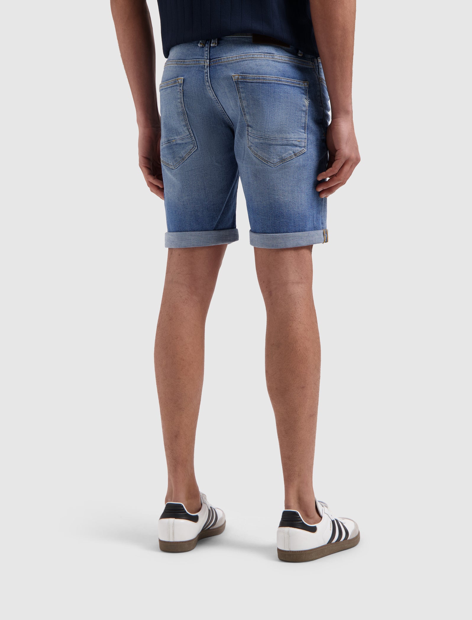 The Steve Skinny Fit Shorts | Denim Light Blue