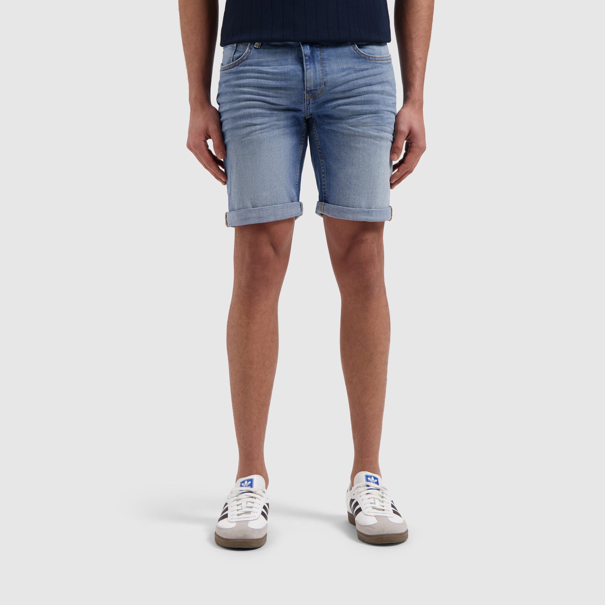 The Steve Skinny Fit Shorts | Denim Light Blue